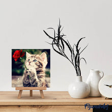 Cargar imagen en el visor de la galería, Punto De Cruz Diamante - Punto De Cruz Diamante - Cat Con Rosa - Figuredart - Flores Gatos Mascotas Punto De Cruz Diamante Animales Punto De
