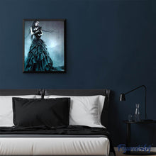 Cargar imagen en el visor de la galería, Punto De Cruz Diamante - Punto De Cruz Diamante - Mujer De Negro - Figuredart - Punto De Cruz Diamante Romanticismo Romántico