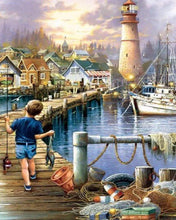 Cargar imagen en el visor de la galería, Diamond Painting - Niño caminando en el puerto