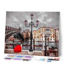 Cargar imagen en el visor de la galería, Diamond Painting - Faróla al borde del río