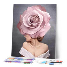 Cargar imagen en el visor de la galería, Diamond Painting - Mujer en flor rosa