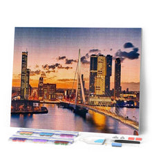 Cargar imagen en el visor de la galería, Diamond Painting - Puente de ciudad al anochecer