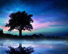 Cargar imagen en el visor de la galería, Punto De Cruz Diamante - Punto De Cruz Diamante - Árbol En La Noche - Figuredart - Paisajes Punto De Cruz Diamante Paisajes Árboles