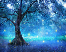 Cargar imagen en el visor de la galería, Diamond Painting - Gran árbol en la noche