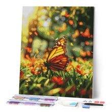 Cargar imagen en el visor de la galería, Diamond Painting - Mariposa en el Prado