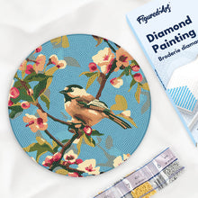 Cargar imagen en el visor de la galería, Diamond Painting en Disco de Madera - Pájaro en una rama