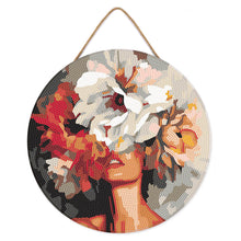 Cargar imagen en el visor de la galería, Diamond Painting en Disco de Madera - Belleza Detrás de las Flores