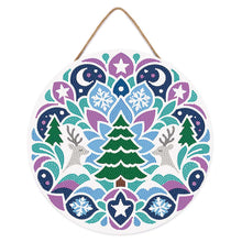 Cargar imagen en el visor de la galería, Diamond Painting en Disco de Madera - Mandala navideño
