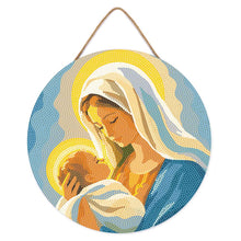 Cargar imagen en el visor de la galería, Diamond Painting en Disco de Madera - Abrazo de María