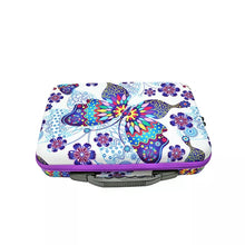 Cargar imagen en el visor de la galería, Estuche Diamond Painting Mariposa con 70 Compartimentos + Accesorios