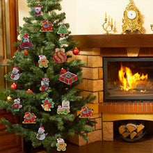 Cargar imagen en el visor de la galería, Llavero Diamond Painting Navidad 12 Piezas