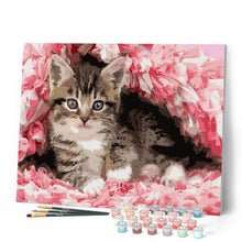 Cargar imagen en el visor de la galería, Pintar por números Gatito recubierto Figured'Art Intermedio Novedades Animales Gatos Flores