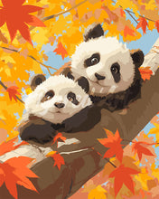 Cargar imagen en el visor de la galería, Pintar por numeros Figured&#39;Art - Cachorros de Panda en Otoño