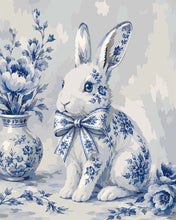 Cargar imagen en el visor de la galería, Pintar por numeros Figured'Art - Conejito estilo Delft