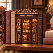 Cargar imagen en el visor de la galería, Book Nook - La Casa de los Dulces