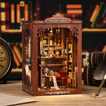 Cargar imagen en el visor de la galería, Book Nook - La Biblioteca del Crepúsculo Figured'Art