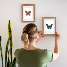 Cargar imagen en el visor de la galería, Mini Diamond Painting 15x20cm (4 piezas) - Alas Vibrantes: Un Cuarteto de Mariposas