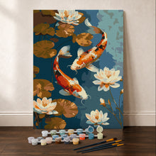 Cargar imagen en el visor de la galería, Kit Regalo Pintura por números - Carpa Koi Vintage y Flores