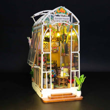 Cargar imagen en el visor de la galería, Book nook - Invernadero y Flores