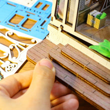 Cargar imagen en el visor de la galería, Book nook - Invernadero y Flores