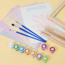 Cargar imagen en el visor de la galería, Mini Pintar por números 15x20cm (6 piezas) - Paraíso Costero: Playa Moderna