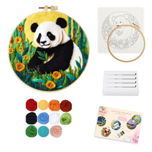 Cargar imagen en el visor de la galería, Kit de needle felting - Panda en un campo de girasoles