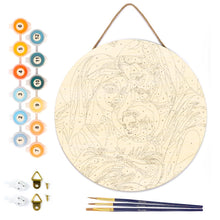 Cargar imagen en el visor de la galería, Pintar por Números en Disco de Madera - Sagrada Familia