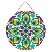 Cargar imagen en el visor de la galería, Pintar por Números en Disco de Madera - Mandala de pavo real