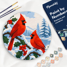 Cargar imagen en el visor de la galería, Pintar por numeros Figured'Art - Pintar por Números en Disco de Madera - Cardenales de invierno