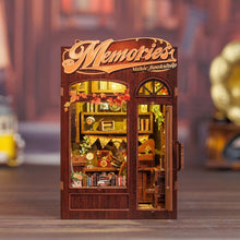 Cargar imagen en el visor de la galería, Book Nook - Librería de Música y Recuerdos