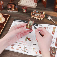 Cargar imagen en el visor de la galería, Book Nook - Librería de Música y Recuerdos