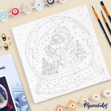 Cargar imagen en el visor de la galería, Mini Pintura por Números 20x20cm con bastidor Santa en Bola de Nieve