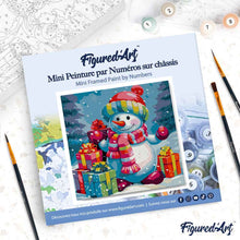 Cargar imagen en el visor de la galería, Mini Pintura por Números 20x20cm con bastidor Muñeco de Nieve y Regalos en la Nieve