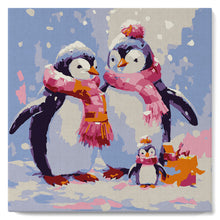 Cargar imagen en el visor de la galería, Mini Pintura por Números 20x20cm con bastidor Familia de Pingüinos en la Nieve