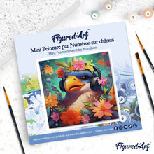 Cargar imagen en el visor de la galería, Mini Pintura por Números 20x20cm con bastidor - Pájaro de fantasía y flores