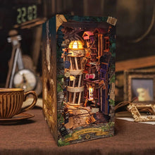 Cargar imagen en el visor de la galería, Book Nook - Callejón de la Noche Mágica Figured'Art