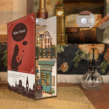 Cargar imagen en el visor de la galería, Book Nook - Calle Baker