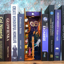 Cargar imagen en el visor de la galería, Book Nook - Interestelar