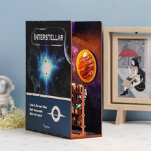 Cargar imagen en el visor de la galería, Book Nook - Interestelar
