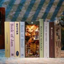 Cargar imagen en el visor de la galería, Book Nook - Verso de Shakespeare