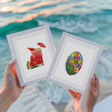 Cargar imagen en el visor de la galería, Mini Diamond Painting 15x20cm (2 piezas) - Bebidas y Autobús de Dos Pisos