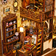 Cargar imagen en el visor de la galería, Book Nook - Cuarto Oscuro
