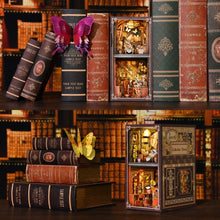Cargar imagen en el visor de la galería, Book Nook - Sala de las Mariposas