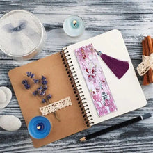 Cargar imagen en el visor de la galería, Marcapáginas Diamond Painting Torre Eiffel