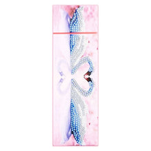 Cargar imagen en el visor de la galería, Caja de Bolígrafo Diamond Painting Cisne Corazón