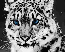 Cargar imagen en el visor de la galería, Retrato de un tigre con ojos azules