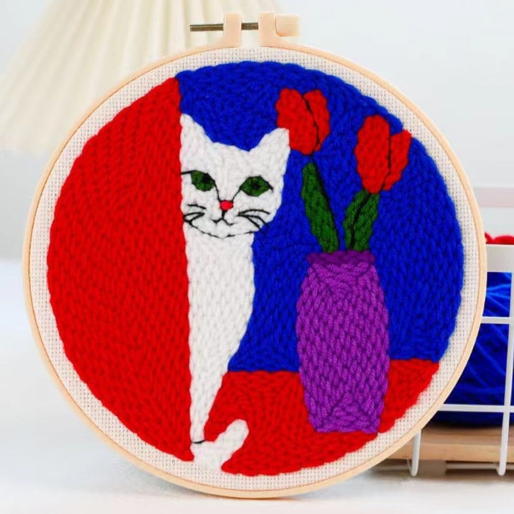 Punch Needle Gato curioso