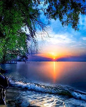 Cargar imagen en el visor de la galería, Diamond Painting - Atardecer y Olas