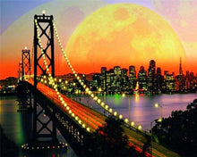 Cargar imagen en el visor de la galería, Diamond Painting - Puente de San Francisco y Luna Llena